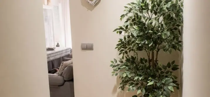 Venta de apartamento en planta media en Fuengirola 2