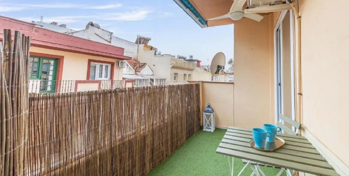 Sale of middle floor apartment in Fuengirola 13