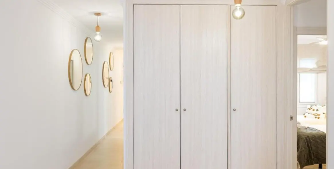 Sale of middle floor apartment in Fuengirola 22