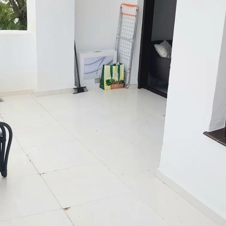Venta de apartamento en planta media en Nueva Andalucía