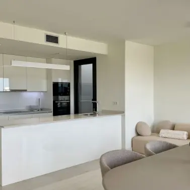 Продажа пентхауса в Estepona