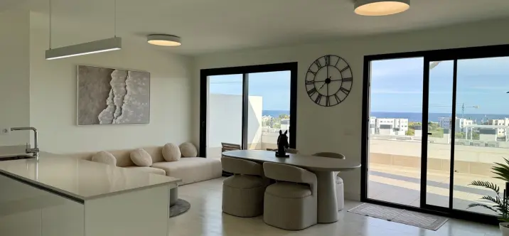 Продажа пентхауса в Estepona 2
