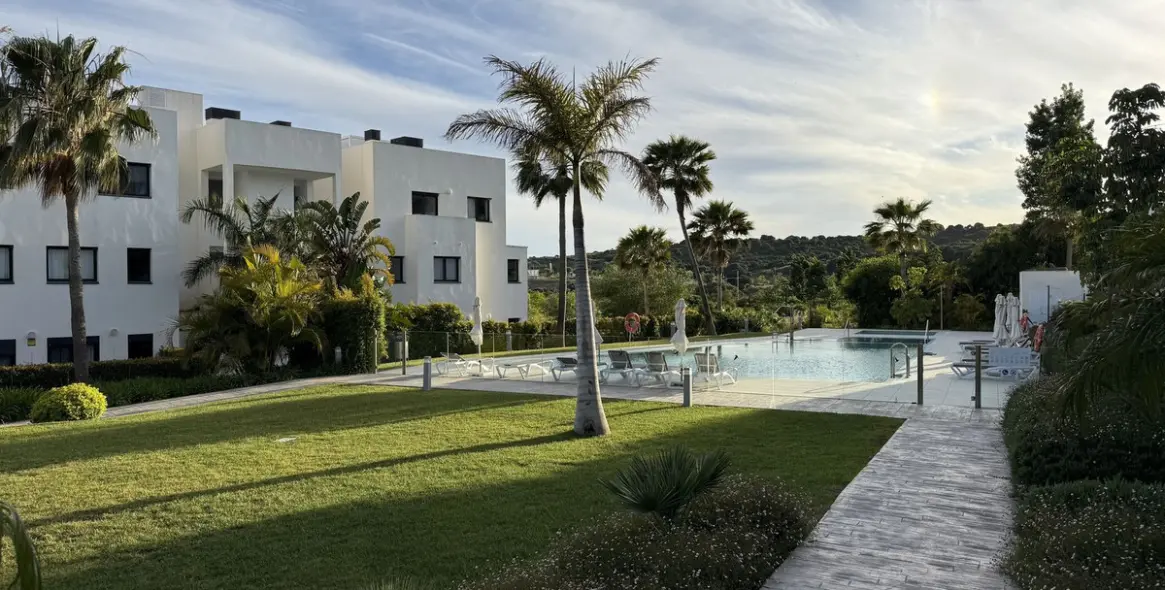Продажа пентхауса в Estepona 31