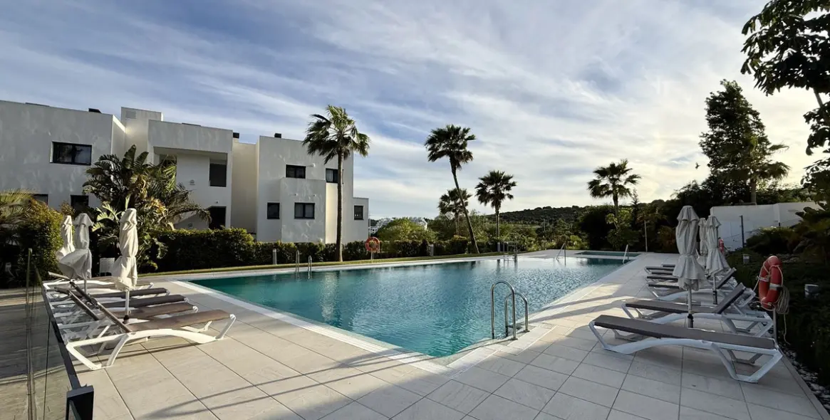 Продажа пентхауса в Estepona 34