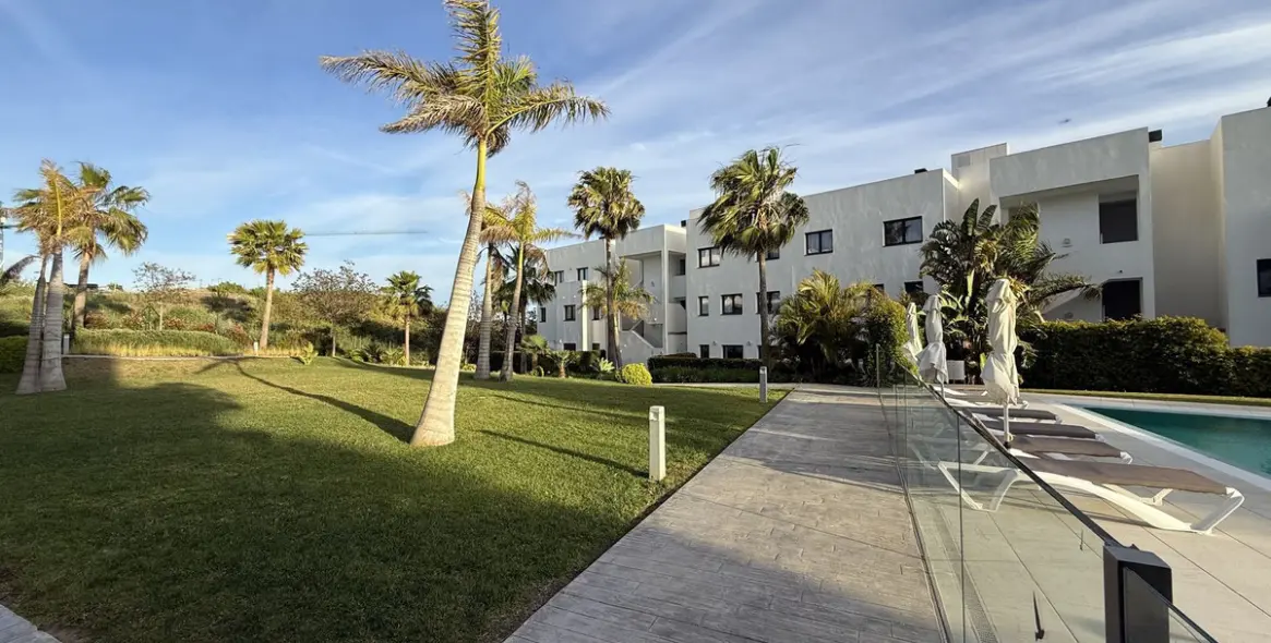 Продажа пентхауса в Estepona 35