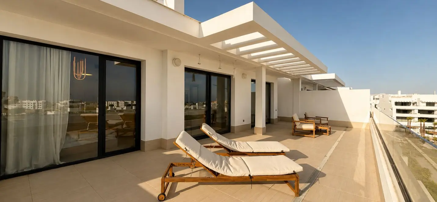 Продажа пентхауса в Estepona 1