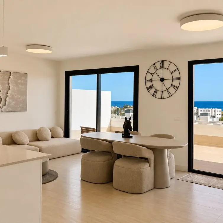 Продажа пентхауса в Estepona