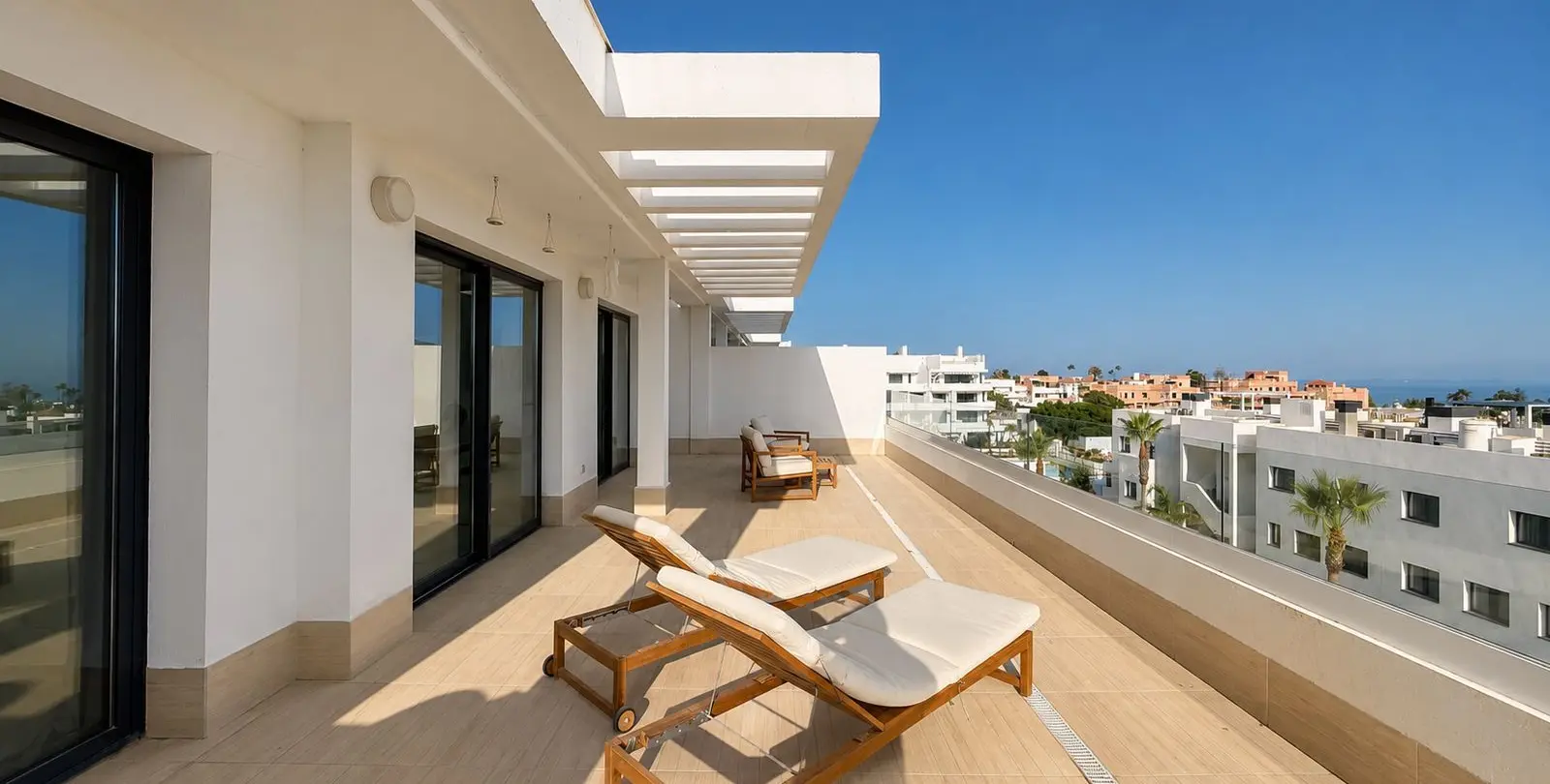 Продажа пентхауса в Estepona 5
