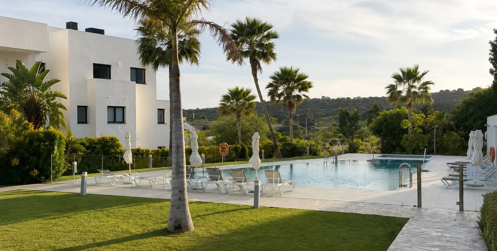 Продажа пентхауса в Estepona 32