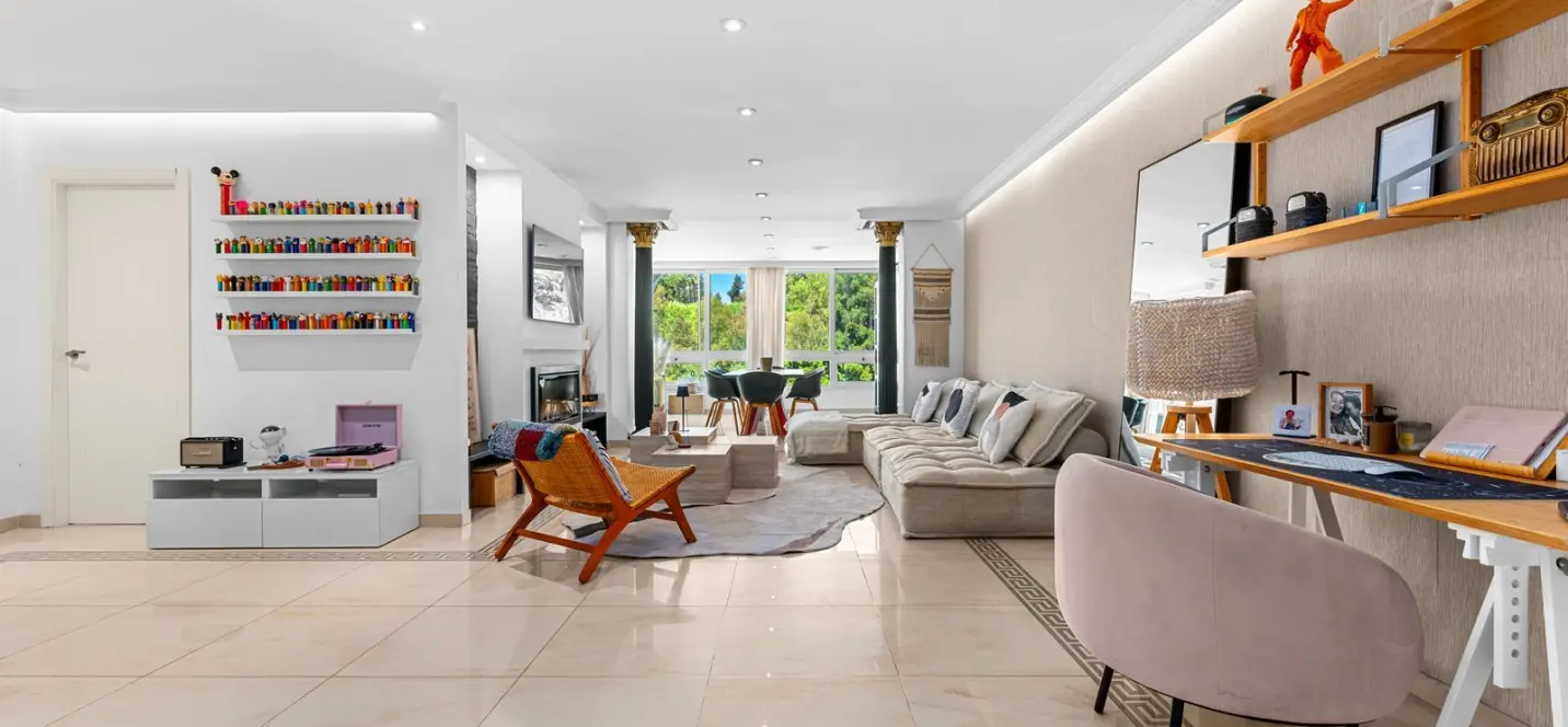 Sale of penthouse in Benahavís 1