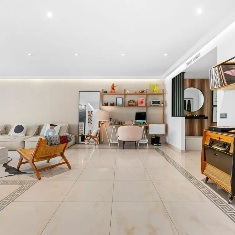 Sale of penthouse in Benahavís