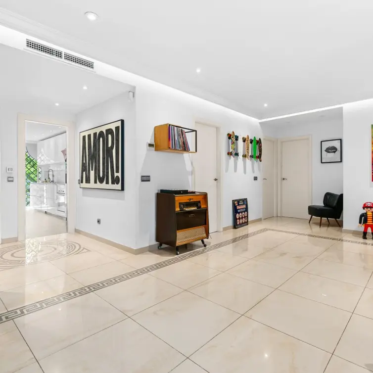Sale of penthouse in Benahavís