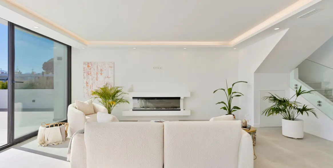 Sale of detached villa in Nueva Andalucía 4