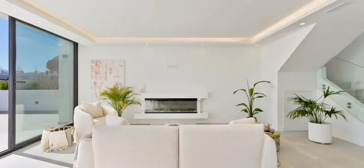 Sale of detached villa in Nueva Andalucía 3