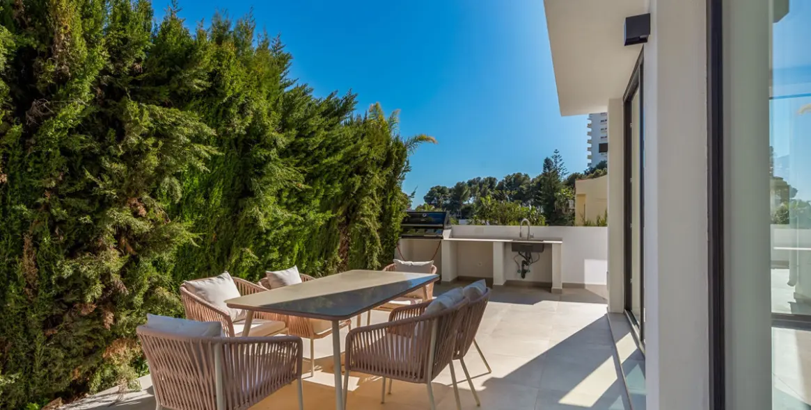 Sale of detached villa in Nueva Andalucía 5