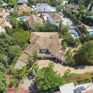Venta de villa independiente en Marbella