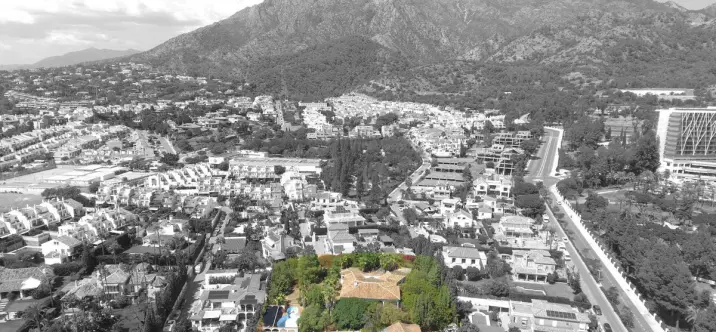 Venta de villa independiente en Marbella 2