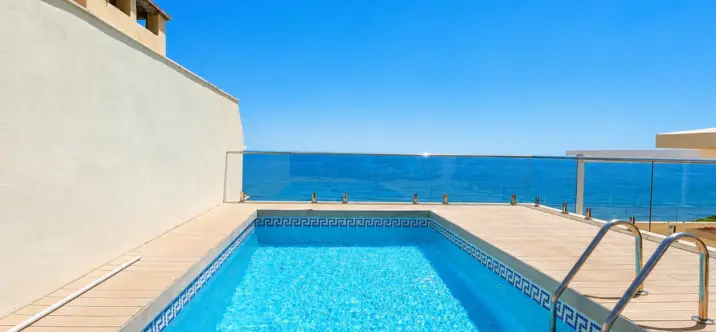 Venta de ático dúplex en Cabopino 0