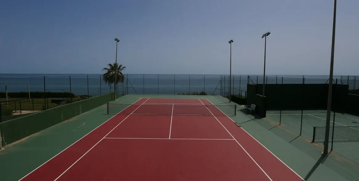 Venta de ático dúplex en Cabopino 11