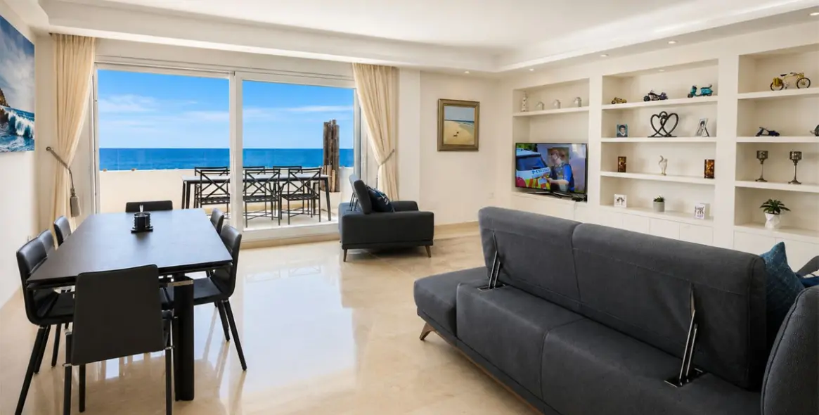 Venta de ático dúplex en Cabopino 12