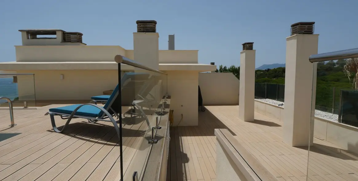 Venta de ático dúplex en Cabopino 14
