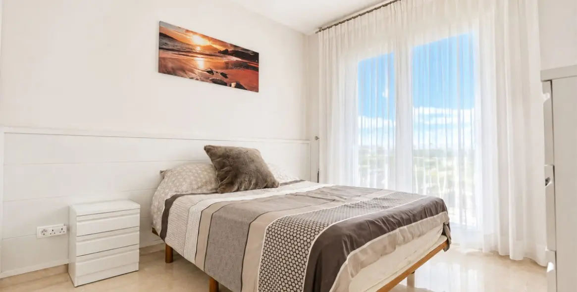 Venta de ático dúplex en Cabopino 20