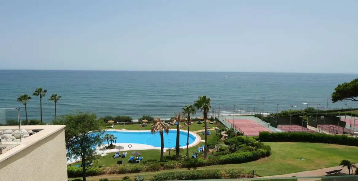 Venta de ático dúplex en Cabopino 26