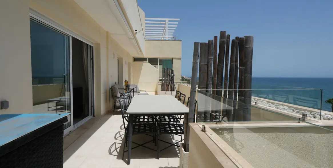 Venta de ático dúplex en Cabopino 27