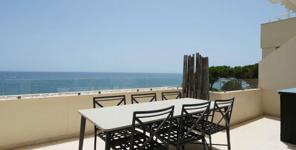 Venta de ático dúplex en Cabopino 28