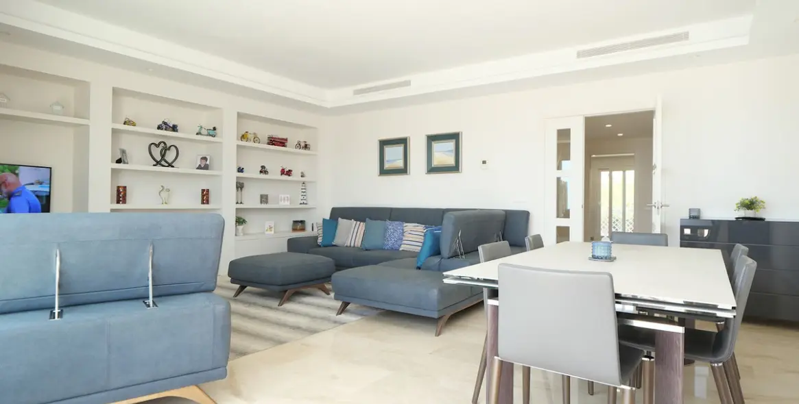 Venta de ático dúplex en Cabopino 29