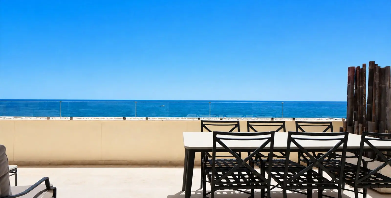 Sale of penthouse duplex in Cabopino 5
