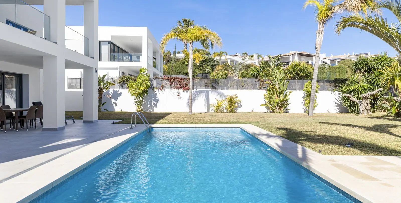 Sale of detached villa in Torremuelle 3