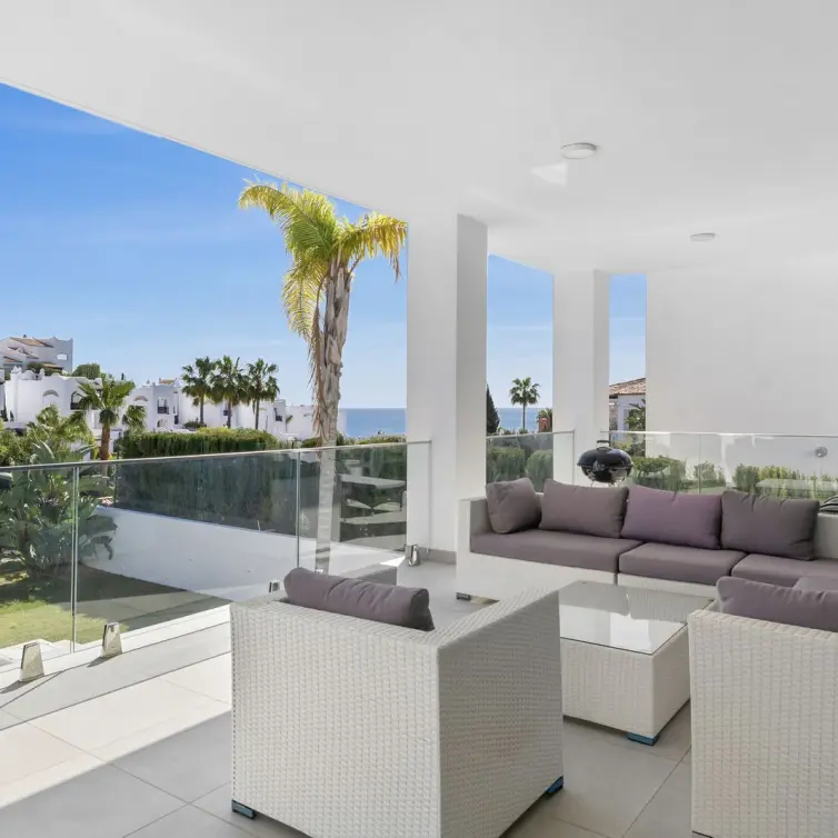 Sale of detached villa in Torremuelle