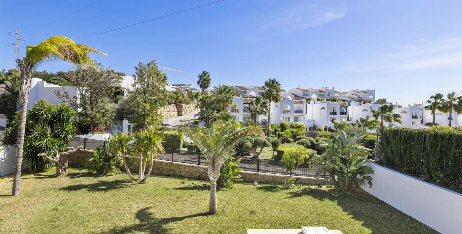 Sale of detached villa in Torremuelle 41