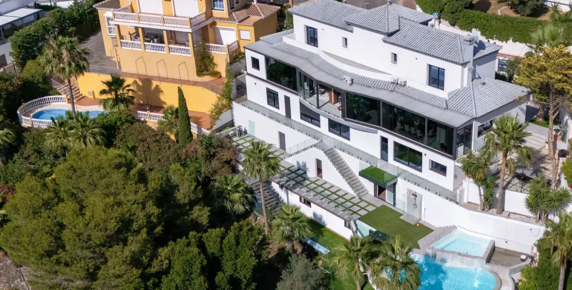 Venta de villa independiente en Torrequebrada 2