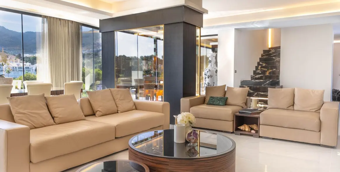 Venta de villa independiente en Torrequebrada 5