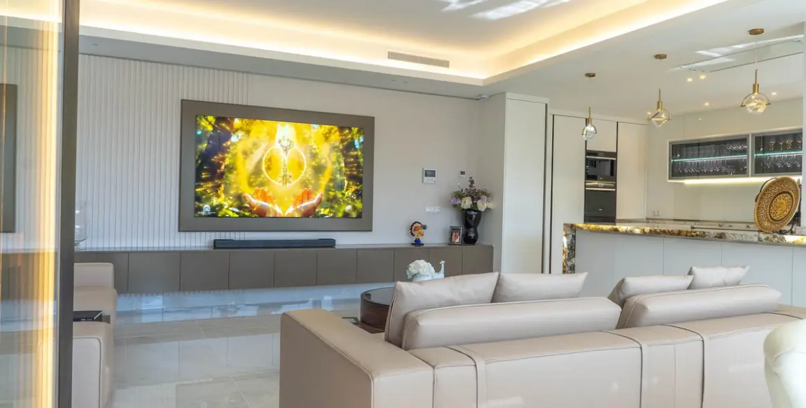 Venta de villa independiente en Torrequebrada 11