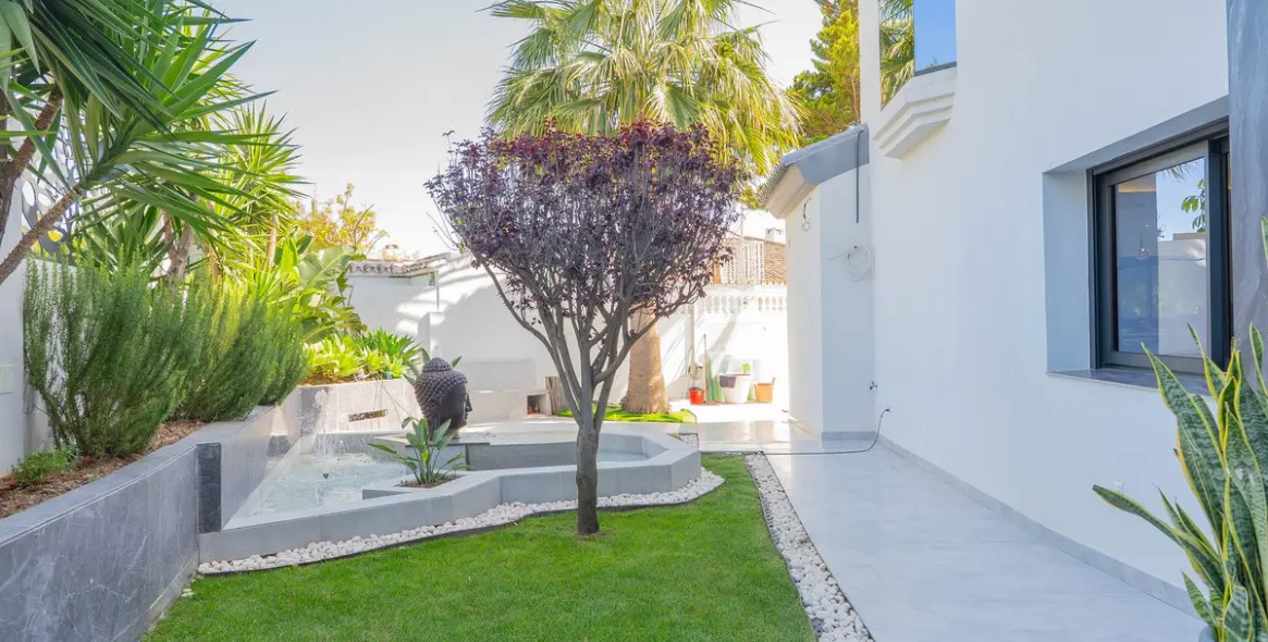 Venta de villa independiente en Torrequebrada 39