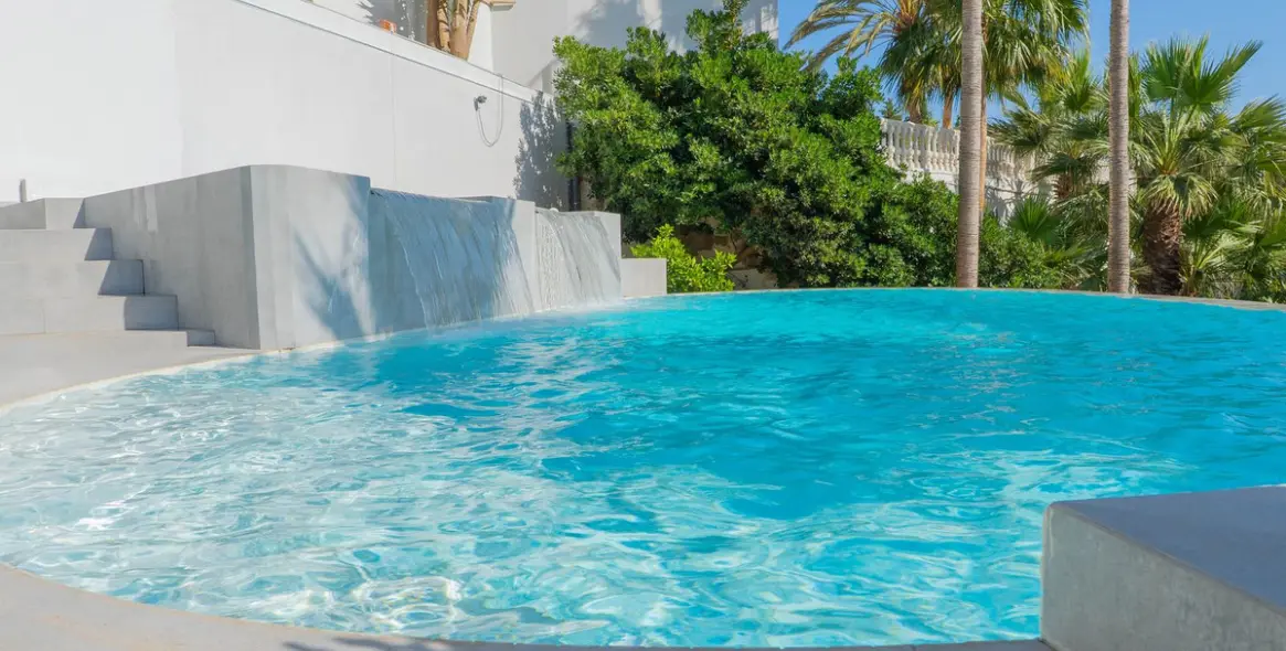 Venta de villa independiente en Torrequebrada 43