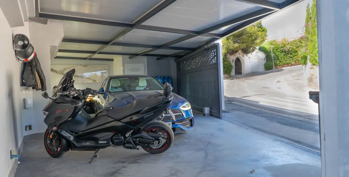 Venta de villa independiente en Torrequebrada 63