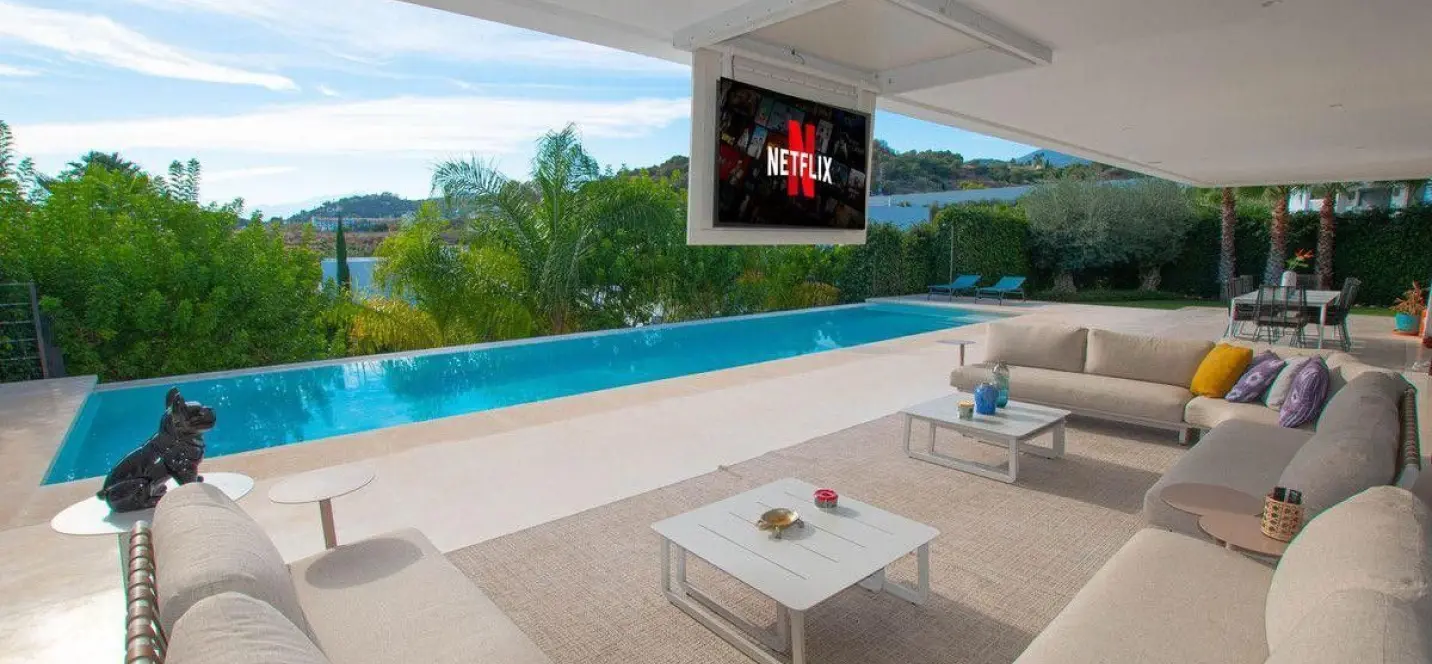 Long-term rent of detached villa in Nueva Andalucía 1