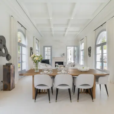 Venta de villa independiente en Nueva Andalucía