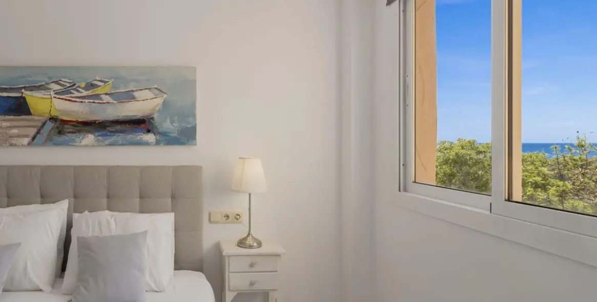 Long-term rent of ground floor apartment in Marbella 12