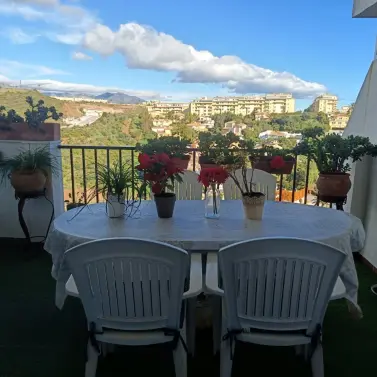 Продажа апартаментов на среднем этаже в Miraflores