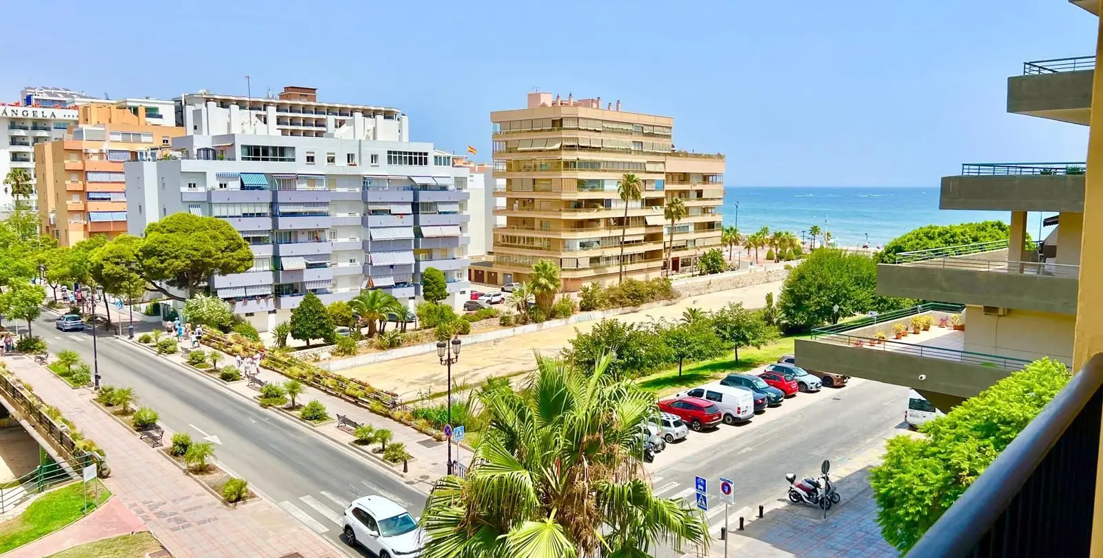 Продажа апартаментов на среднем этаже в Fuengirola 3