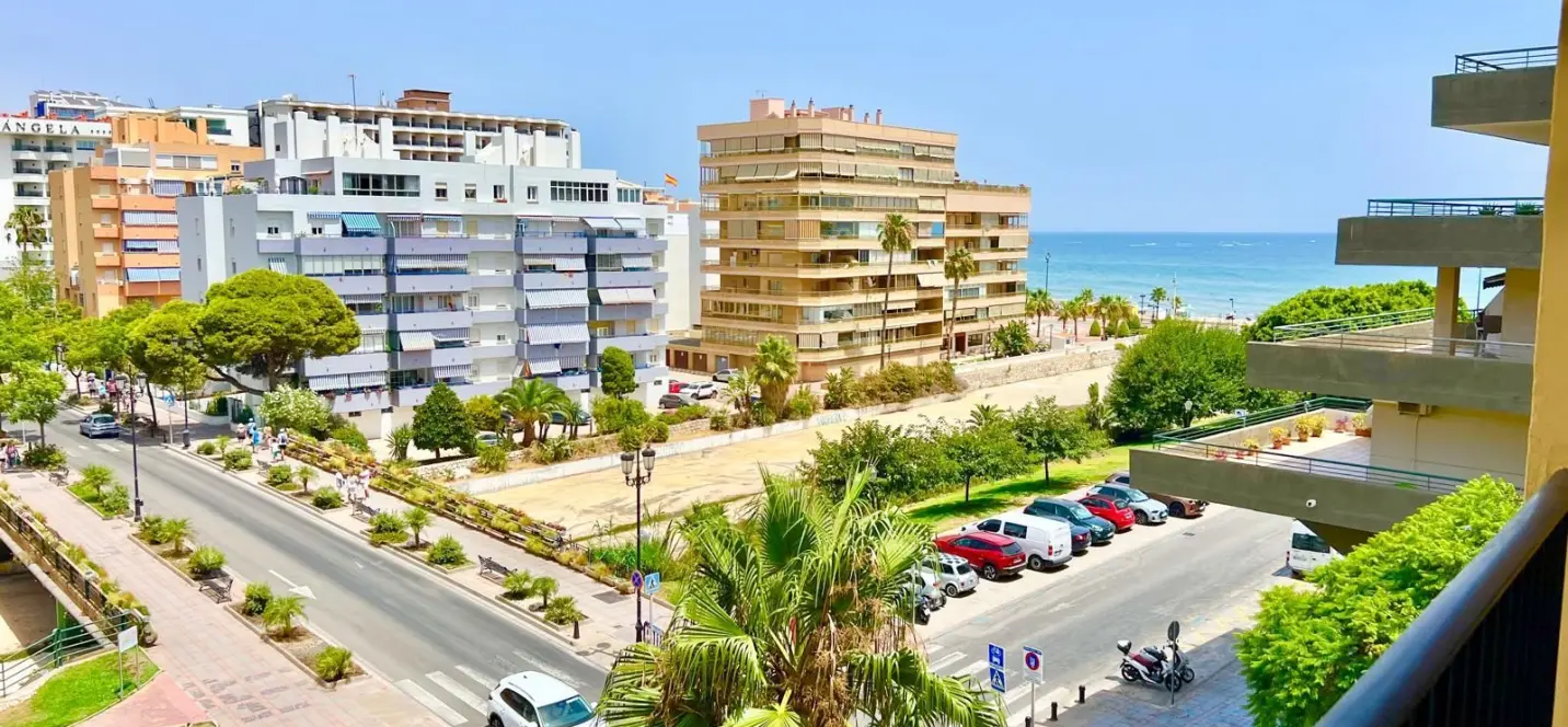 Продажа апартаментов на среднем этаже в Fuengirola 2