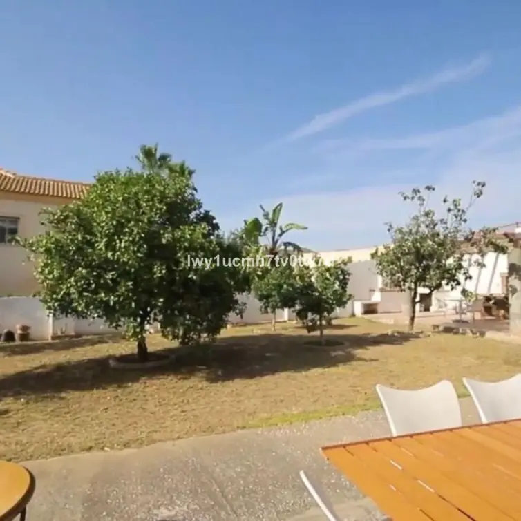Sale of detached villa in Puerto de la Torre