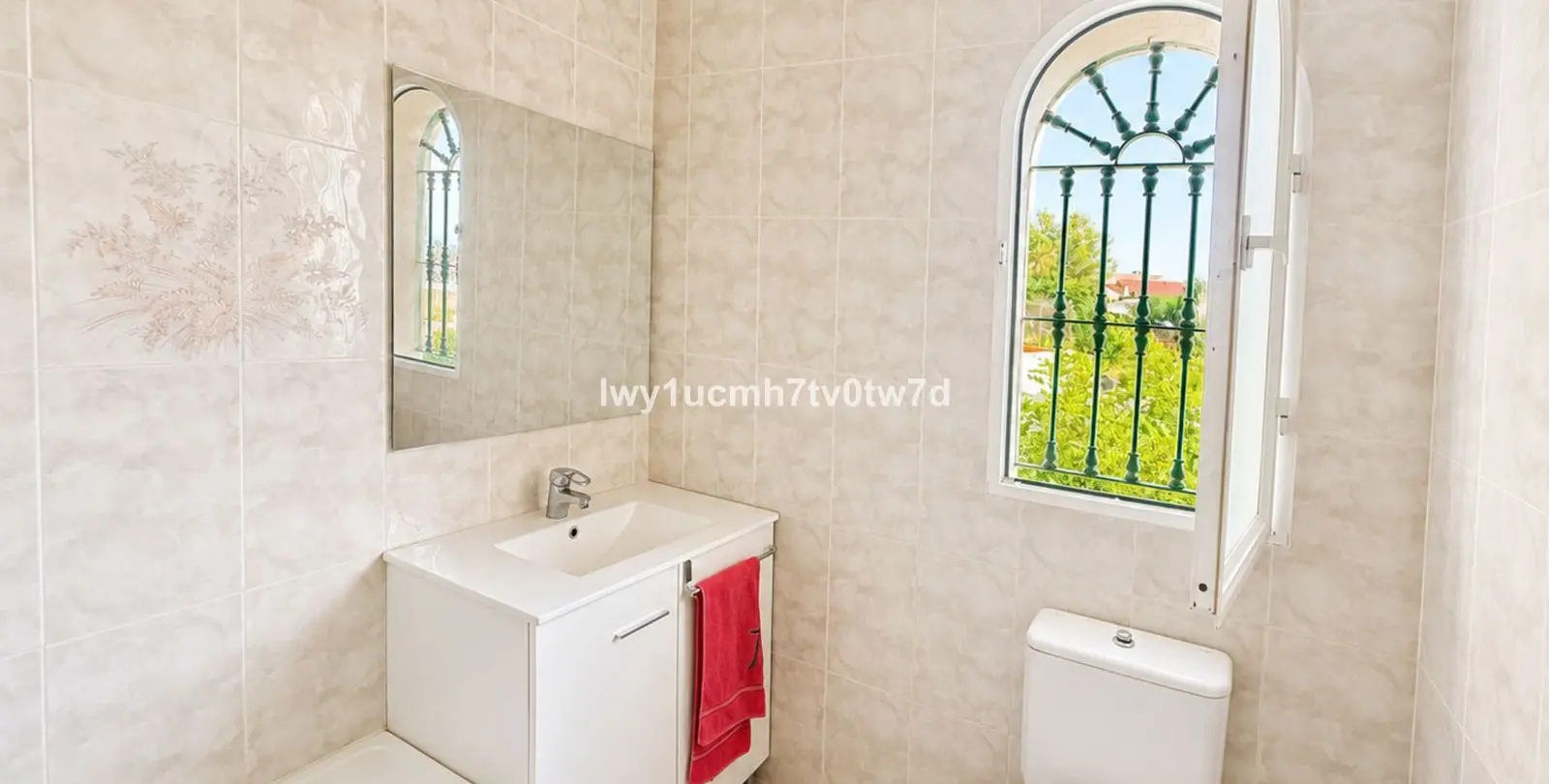Sale of detached villa in Puerto de la Torre 17