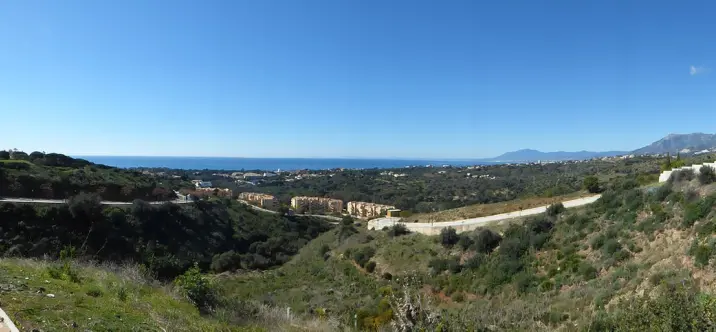 Краткосрочная аренда апартаментов на первом этаже в Elviria 1