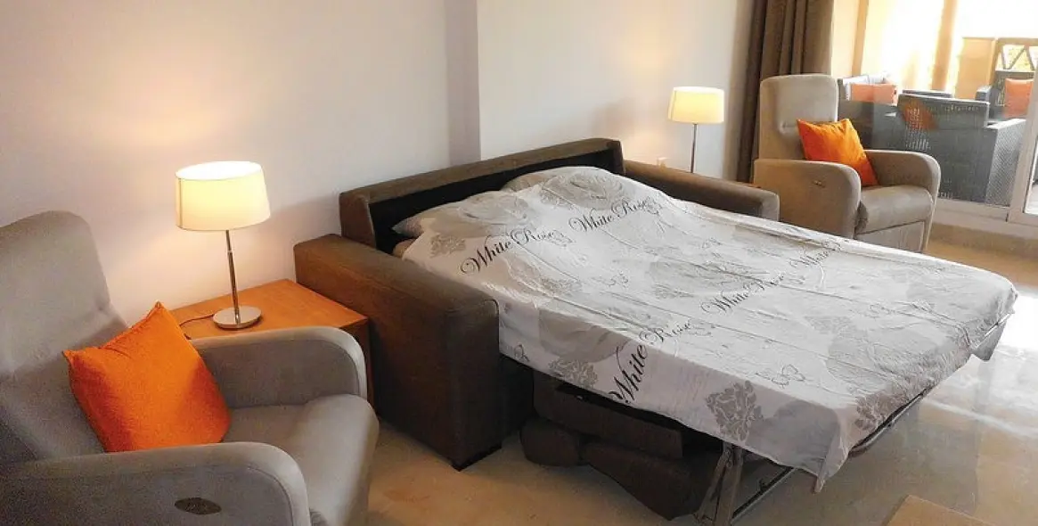 Краткосрочная аренда апартаментов на первом этаже в Elviria 11